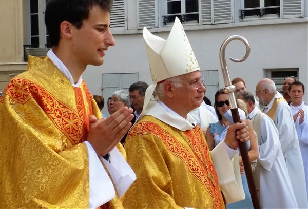 Un nouveau prêtre ordonné à Pontoise